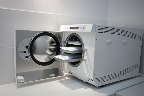 machine for sterilizing medical equipment